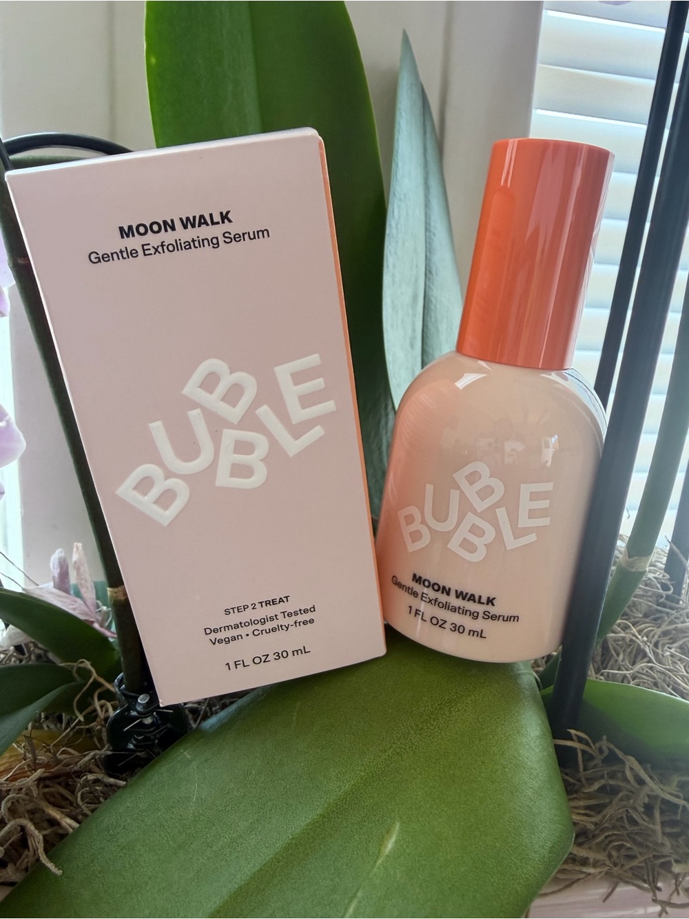 Bubble Moon Walk Gentle Exfoliating Serum - Pink Peach Bottle